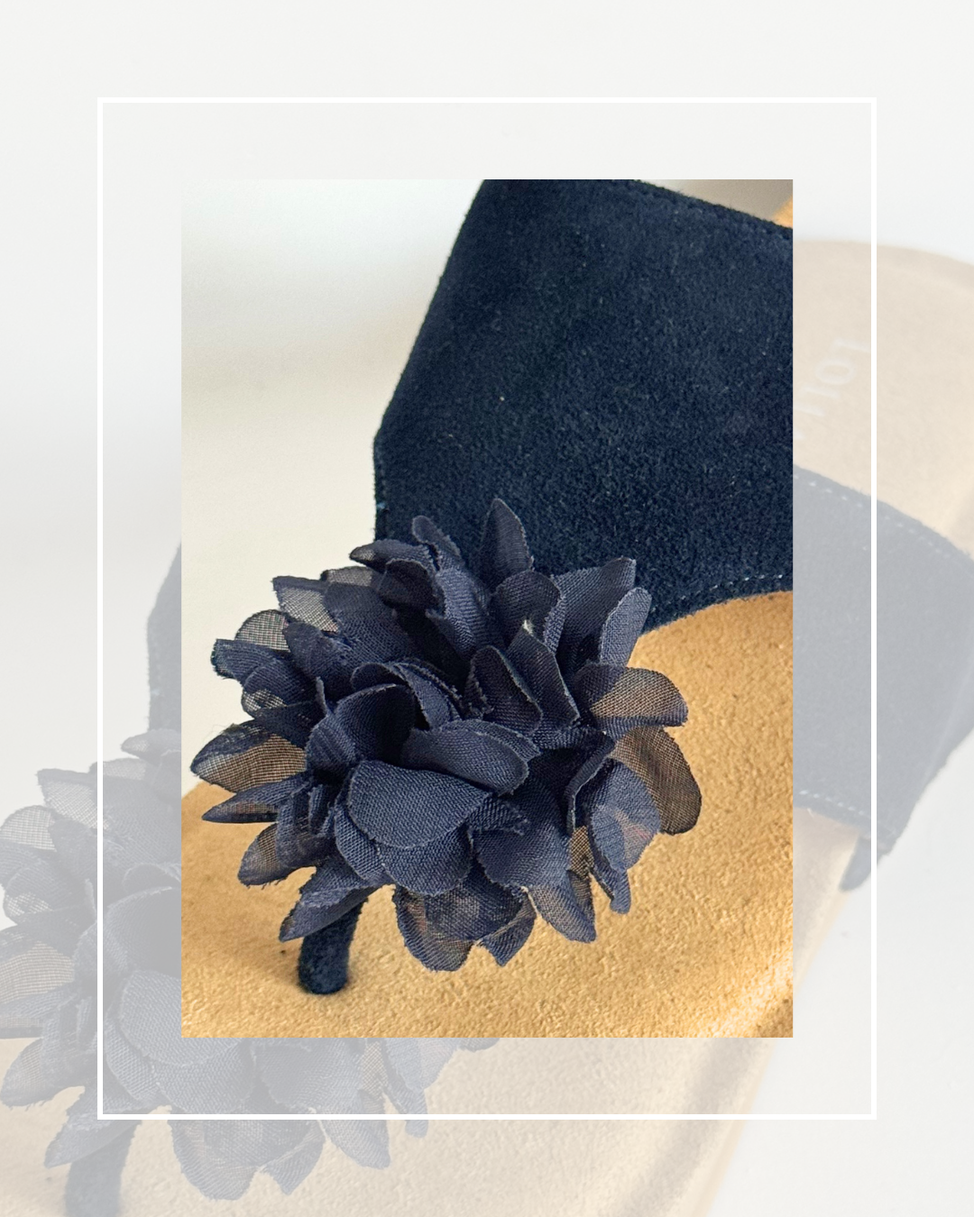 Clip On Material Medium Flowers in 7 Colours