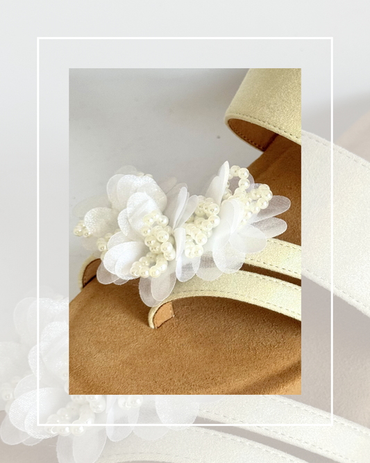 Clip On Cream and Pearl Material Floral Spray