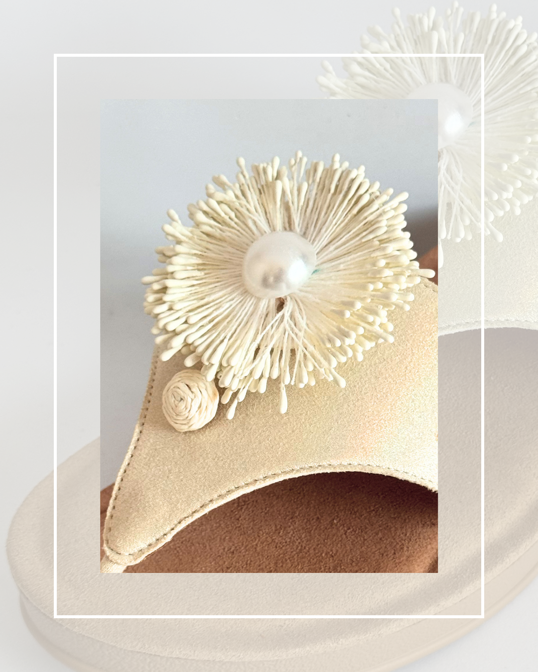 Clip On Paper Large Flowers 3 Colours