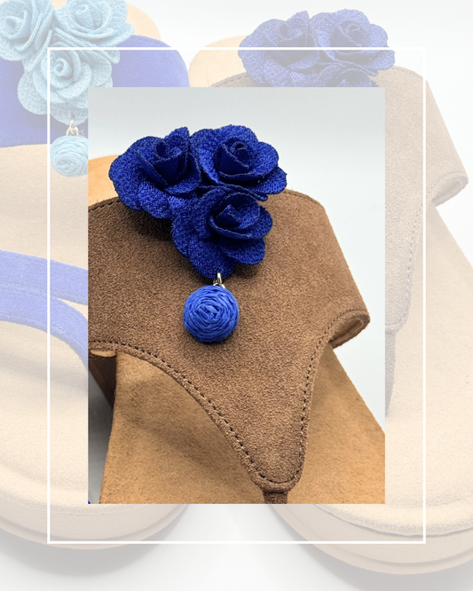 Clip On Trio of Material Flowers in 3 Colours